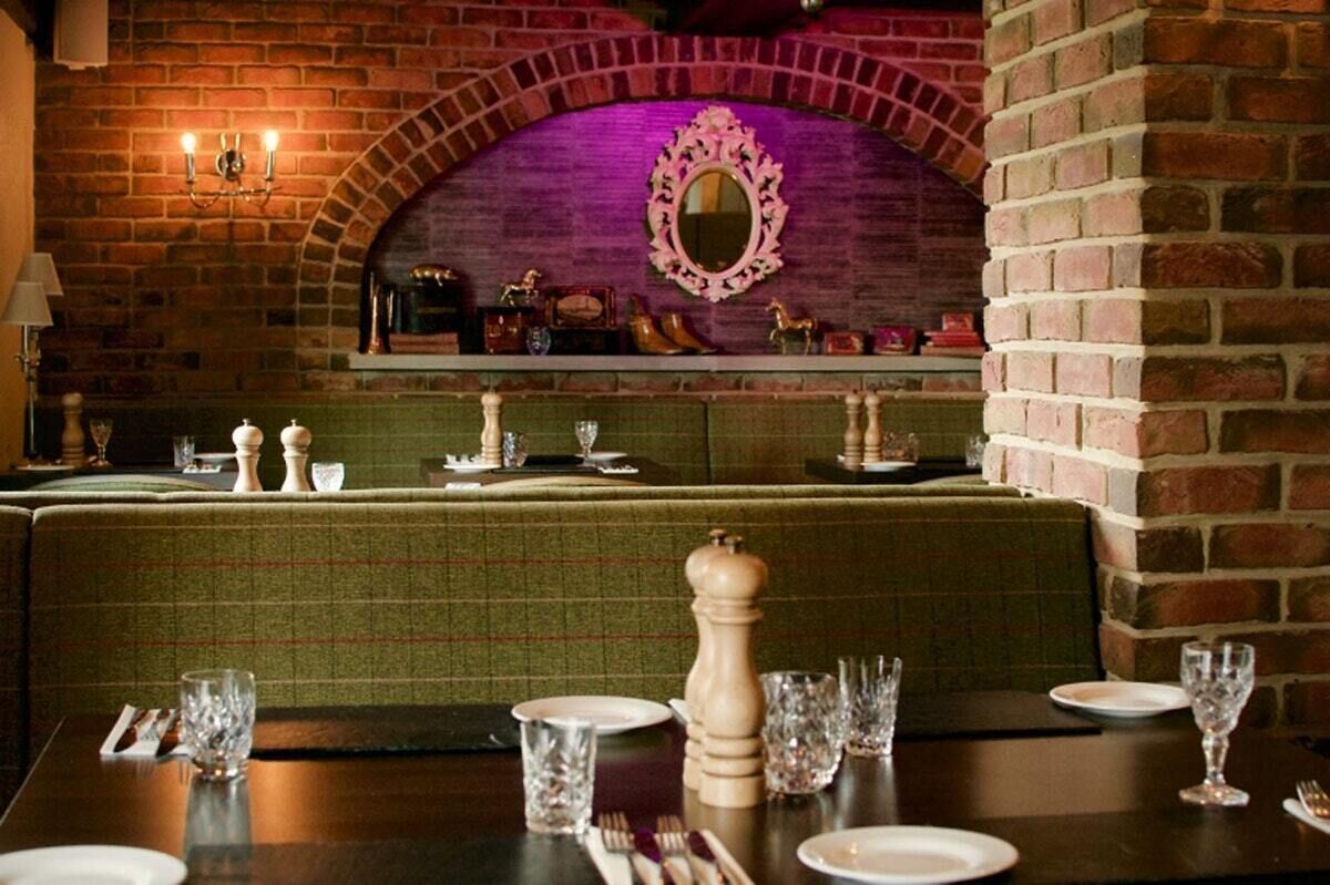 breakfast, lunch, dinner served; modern european cuisine