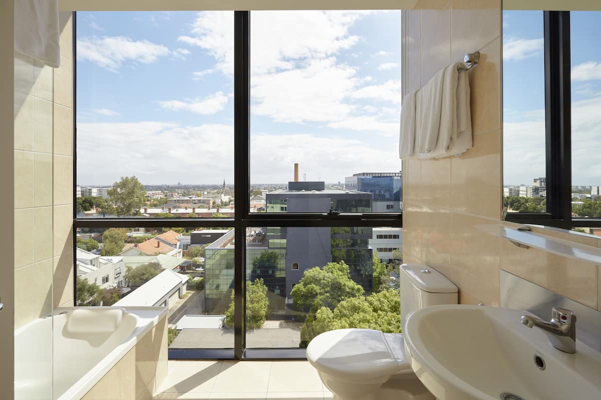 shower, towels