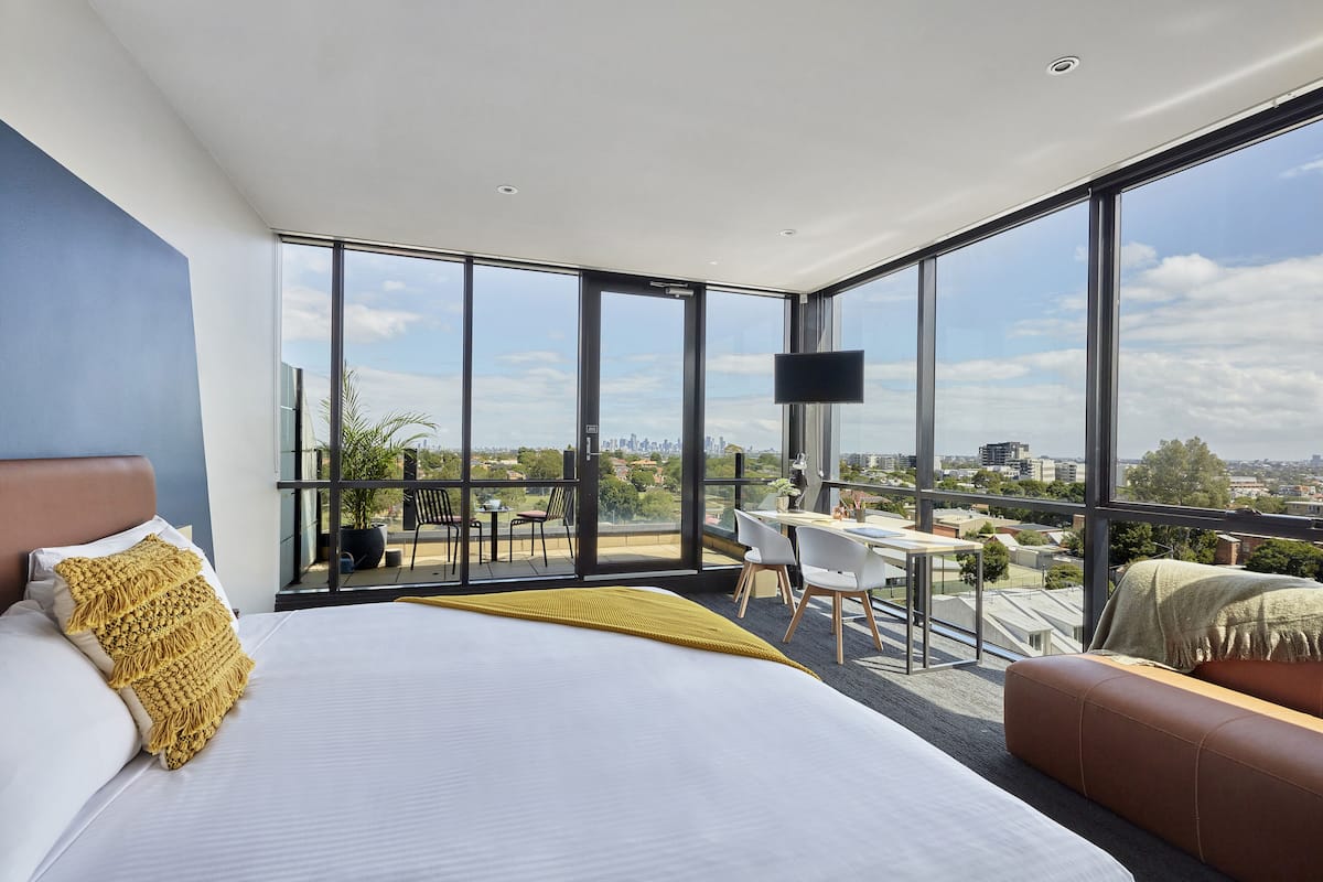 Greatest Room King with Balcony