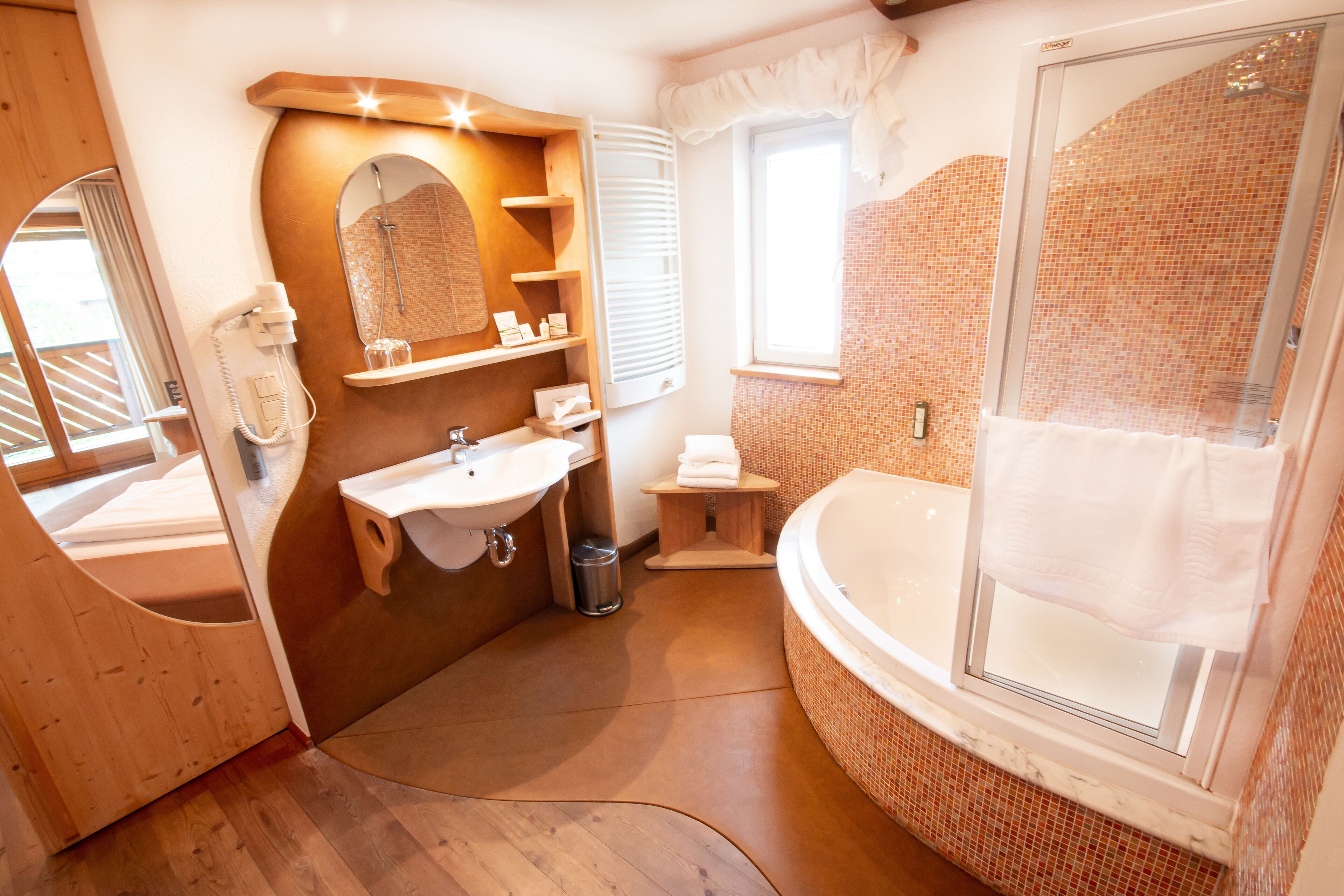 romantic double room | bathroom | shower, designer toiletries, hair dryer, towels