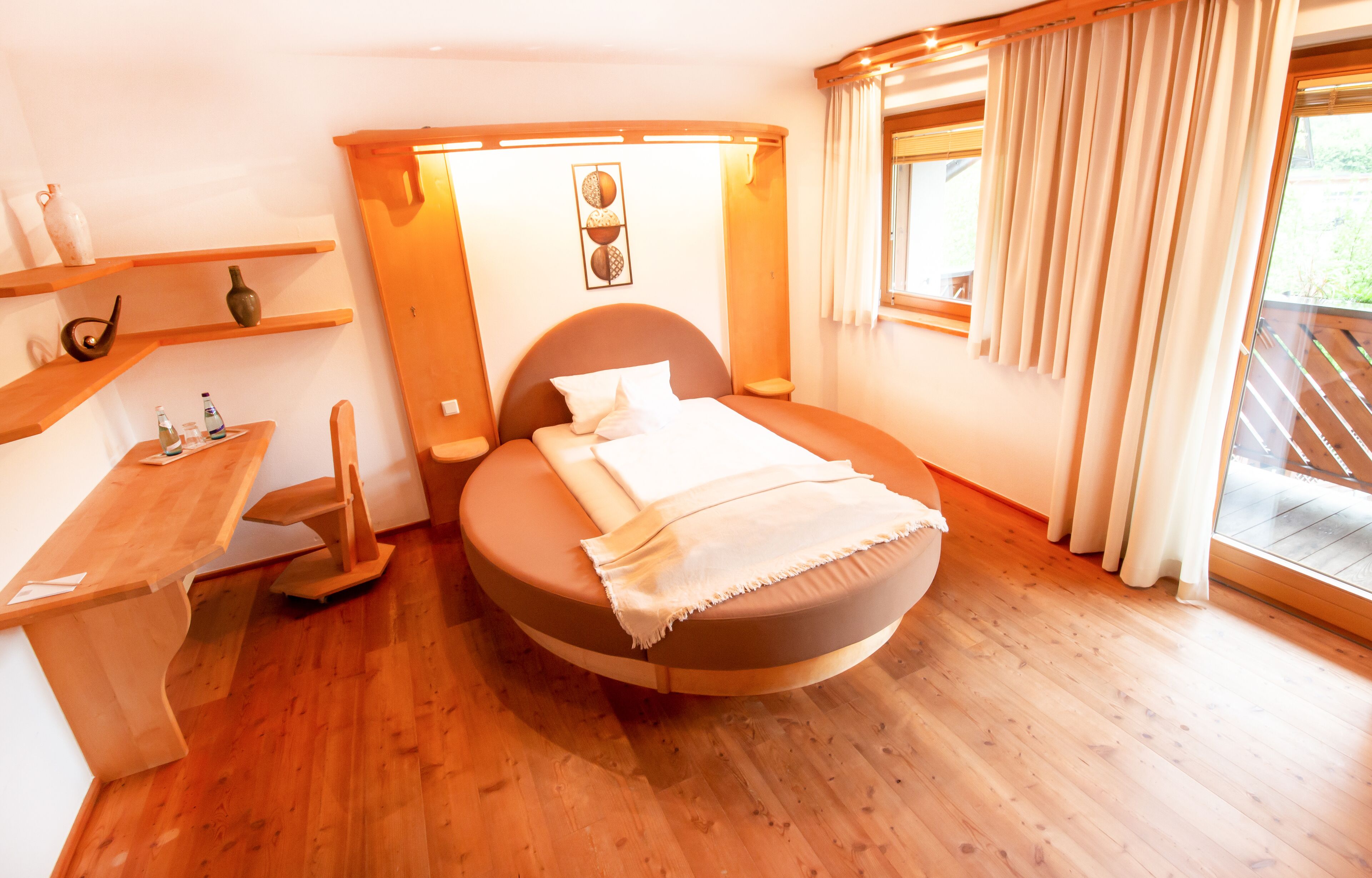 comfort single room | hypo-allergenic bedding, individually furnished, free wifi, bed sheets