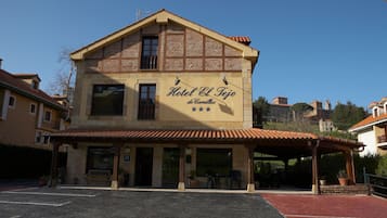 Façade de lâhĂ©bergement