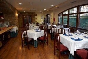 Dining - Hotel El Tejo (Comillas)