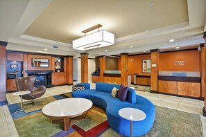 Lobby - Fairfield Inn & Suites by Marriott Tampa Fairgrounds/Casino (Tampa)