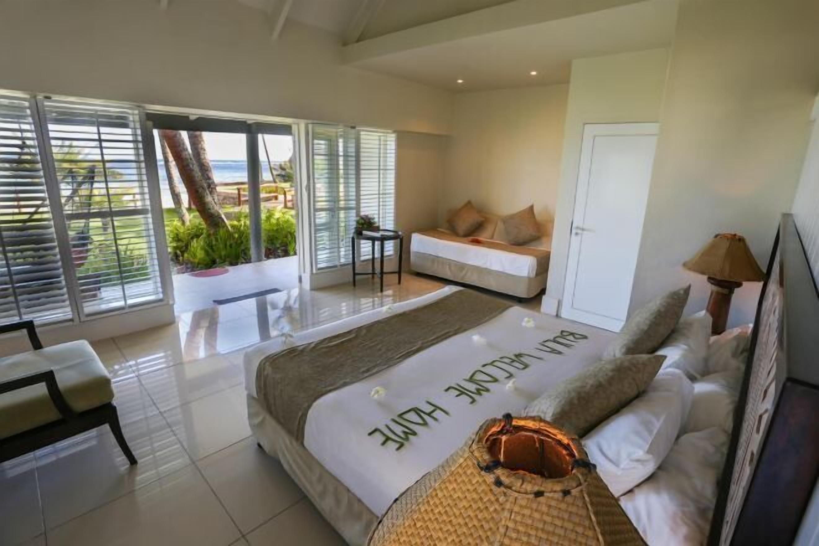 Caja de seguridad en la habitación y cortinas blackout 