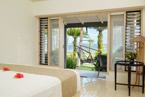 Deluxe Beachfront Bure | In-room safe, blackout drapes, iron/ironing board - Fiji Hideaway Resort and Spa (Korolevu)