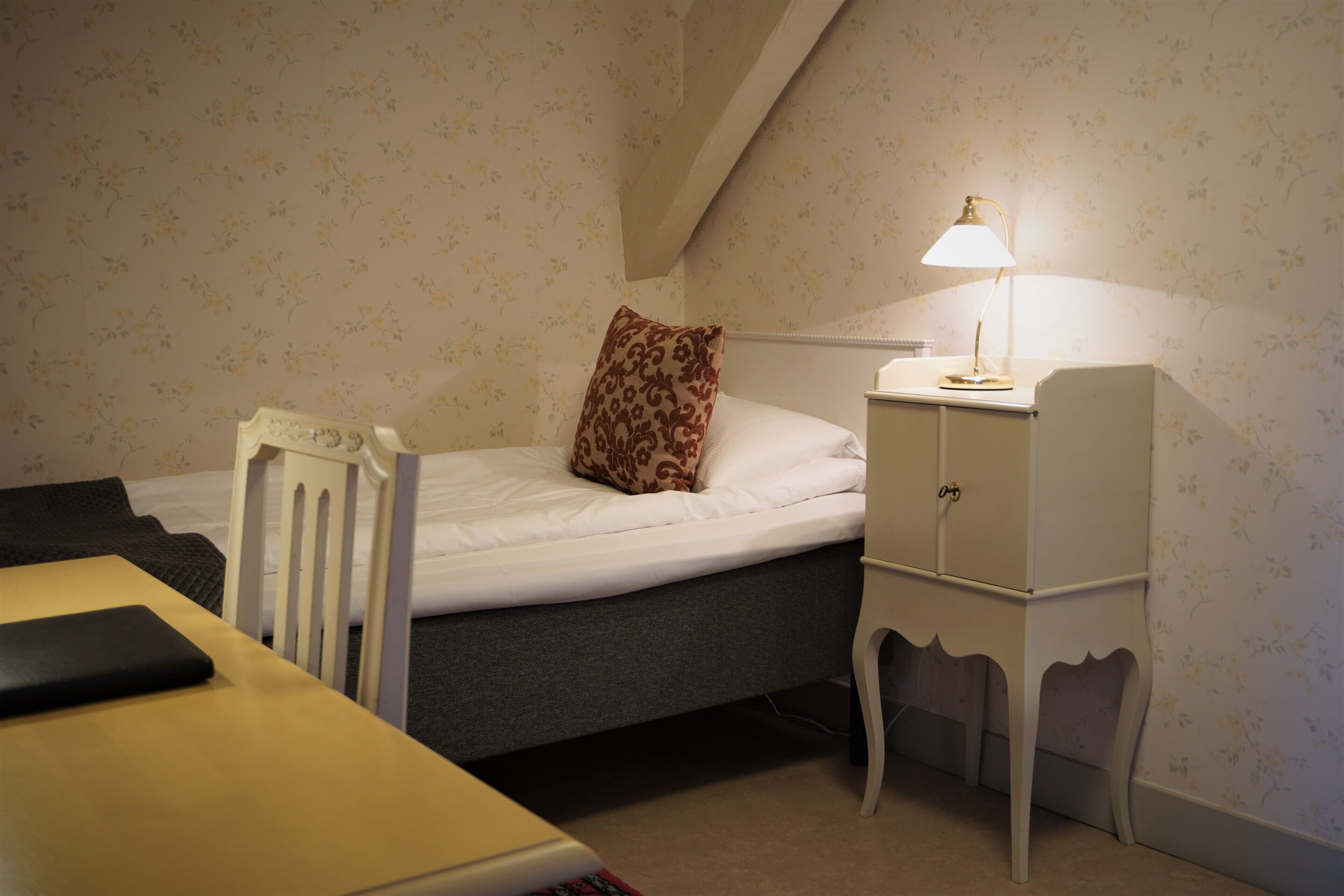 single room, 1 single bed | desk, free wifi, bed sheets