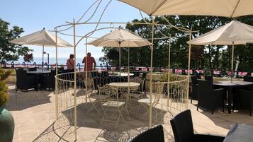 Terras