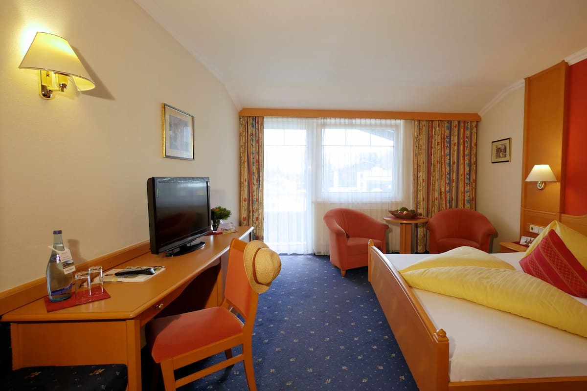 Double Room, Balcony | Premium bedding, in-room safe, desk, free cots/infant beds