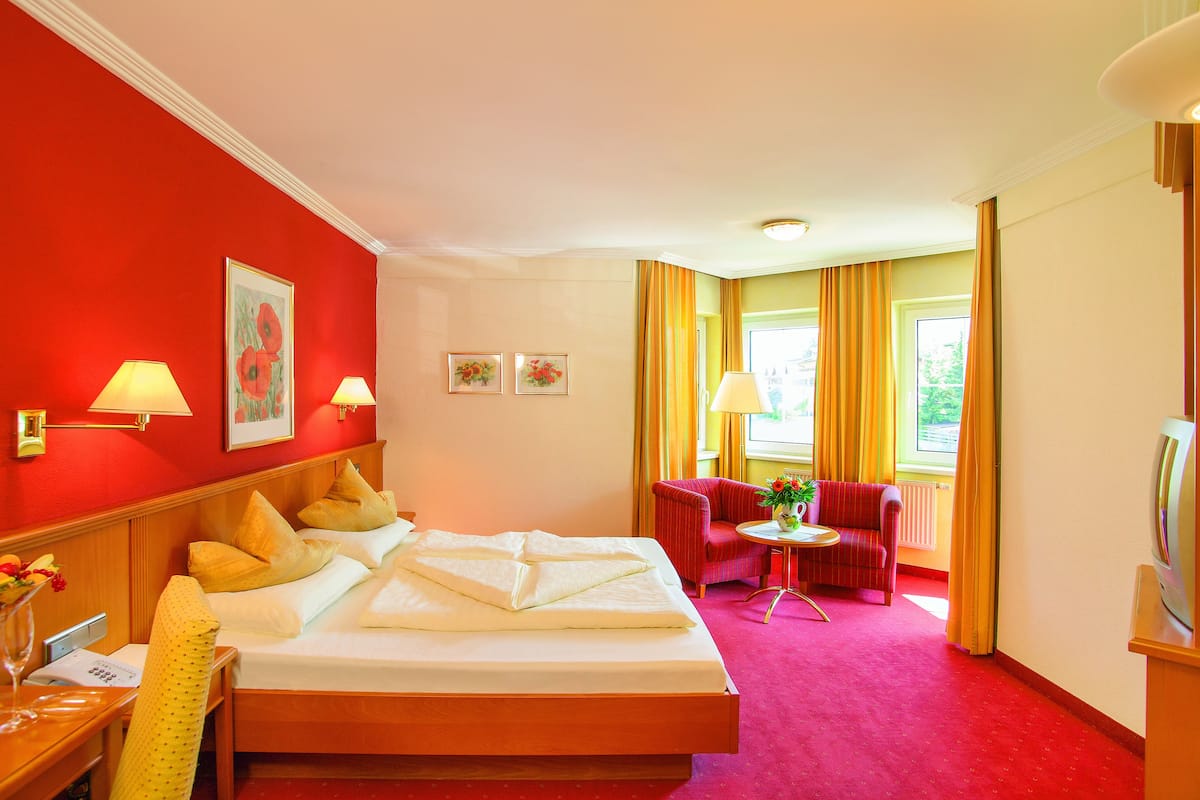 Deluxe Double Room | Premium bedding, in-room safe, desk, free cots/infant beds