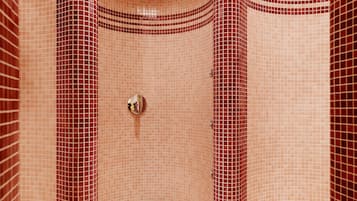 Sauna, steam room