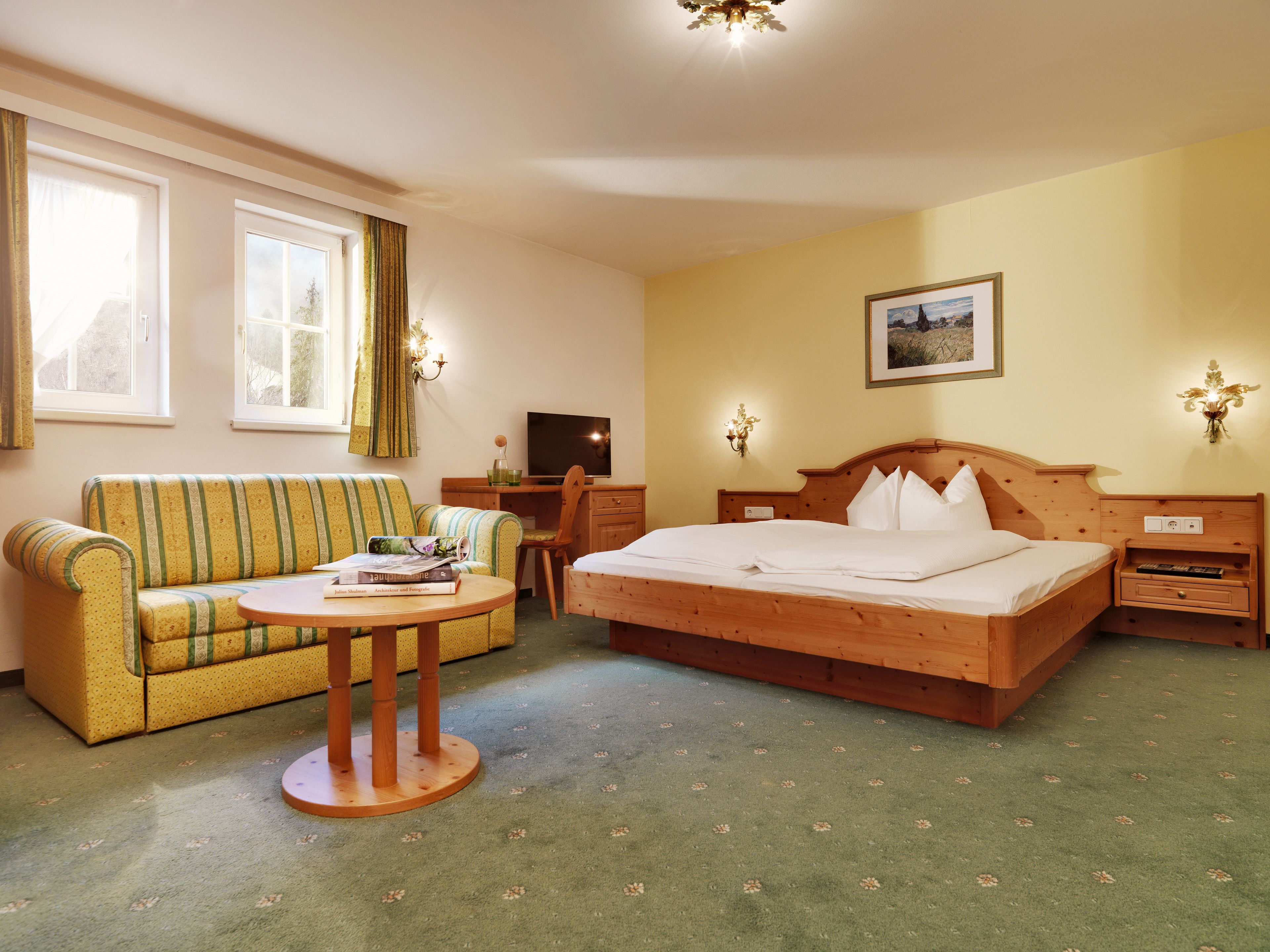 comfort double or twin room, 1 bedroom (patteriol) | in-room safe, desk, rollaway beds, free wifi