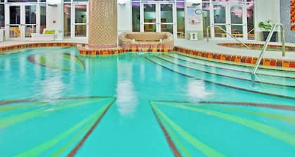 DoubleTree by Hilton Sarasota Bradenton Airport