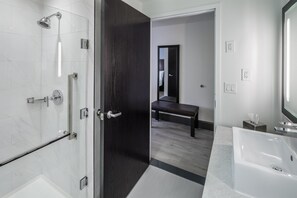 Bathroom shower - DoubleTree by Hilton Sarasota Bradenton Airport (Sarasota)