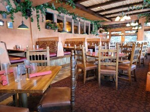 Dining - Der Steiermark (Breckenridge)