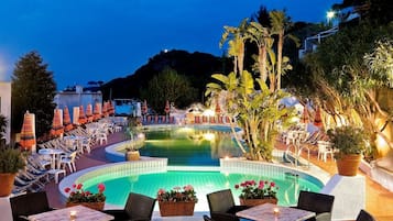 Indoor pool, seasonal outdoor pool