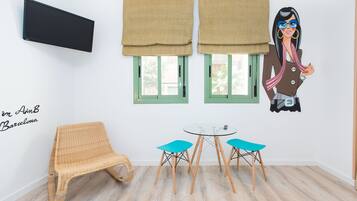 Standard Studio, 1 Double or 2 Twin Beds, Private Bathroom | City view