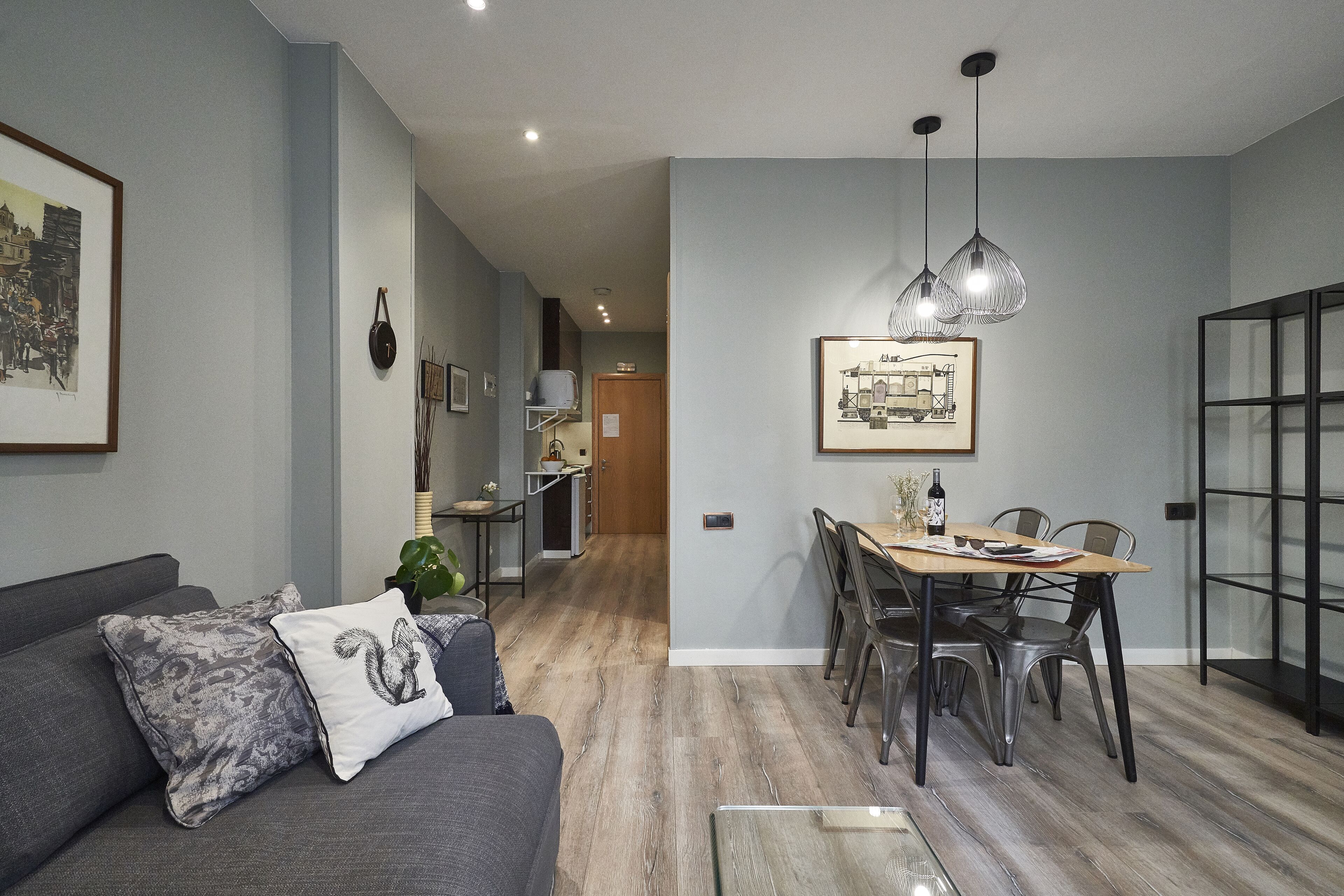 Superior Apartment, 1 Bedroom, 2 Bathrooms | Living area | Plasma TV