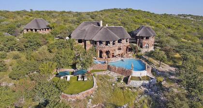 Eagle Tented Lodge & Spa Etosha