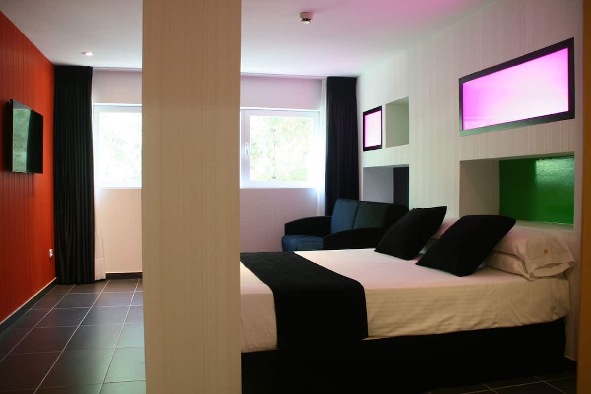 Individually decorated, desk, blackout drapes, soundproofing
