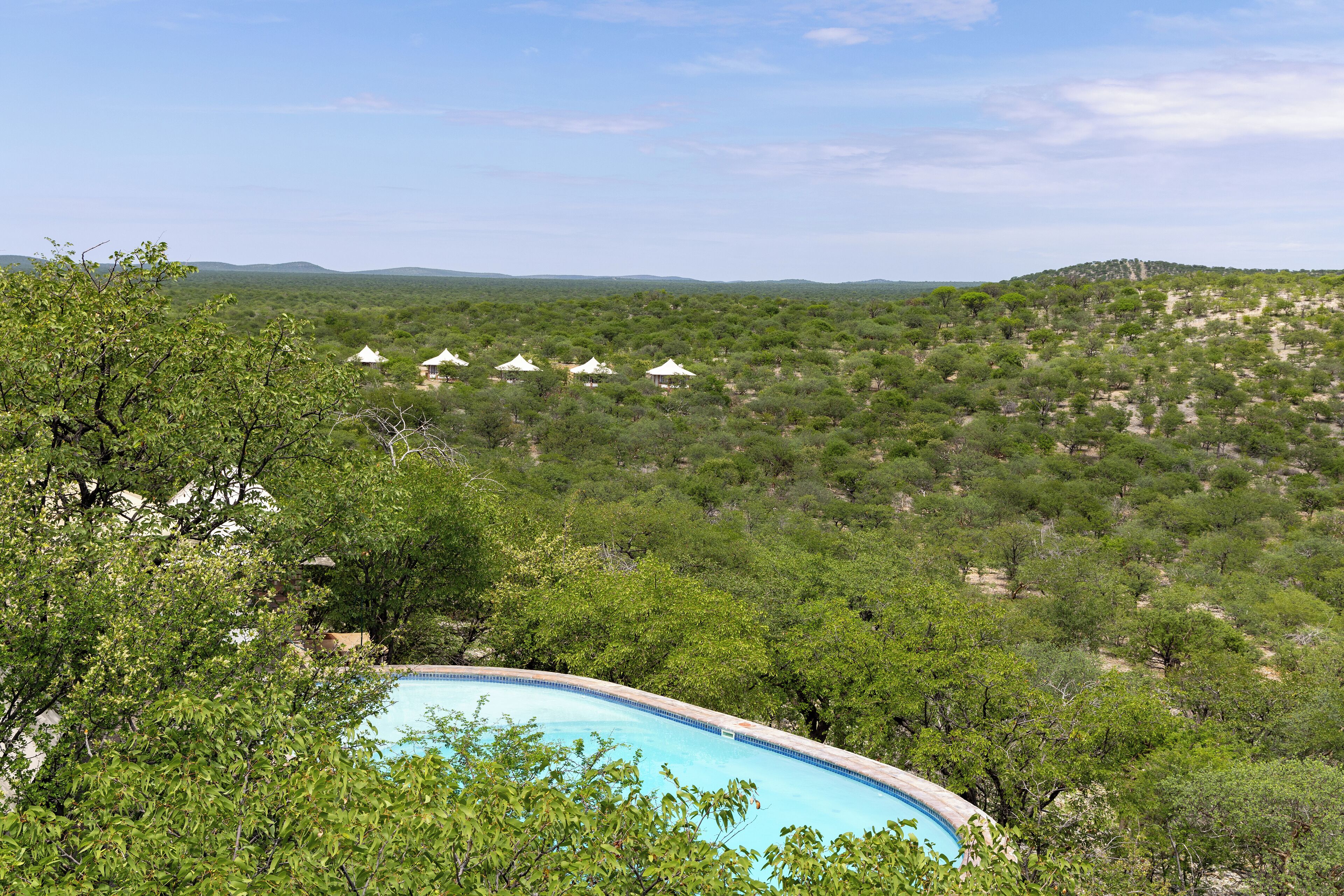 2 outdoor pools, pool umbrellas, sun loungers