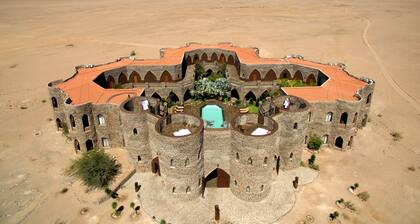 Le Mirage Resort and Spa