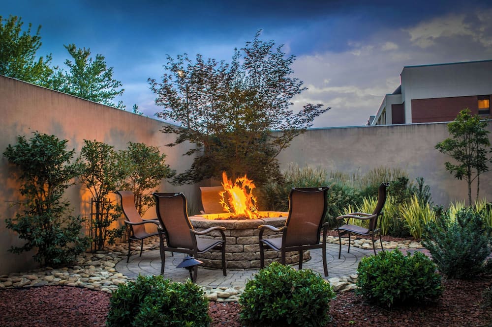 luxury hotels in Greensboro