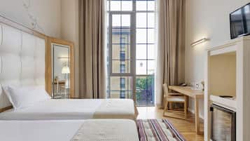 Ropa de cama de alta calidad, edredón y minibar