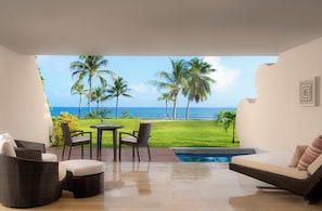 Grand Class Pool Suite Ocean Front | View from room