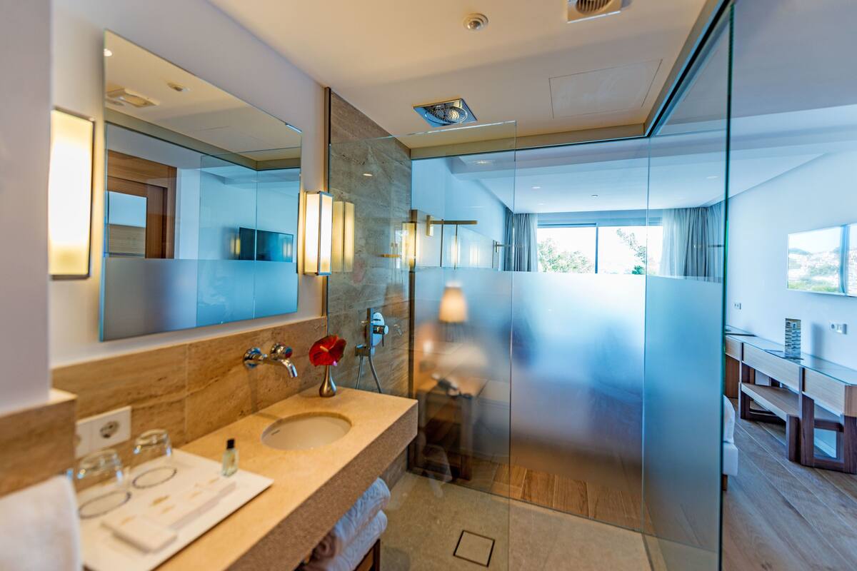 free toiletries, hair dryer, bathrobes, towels