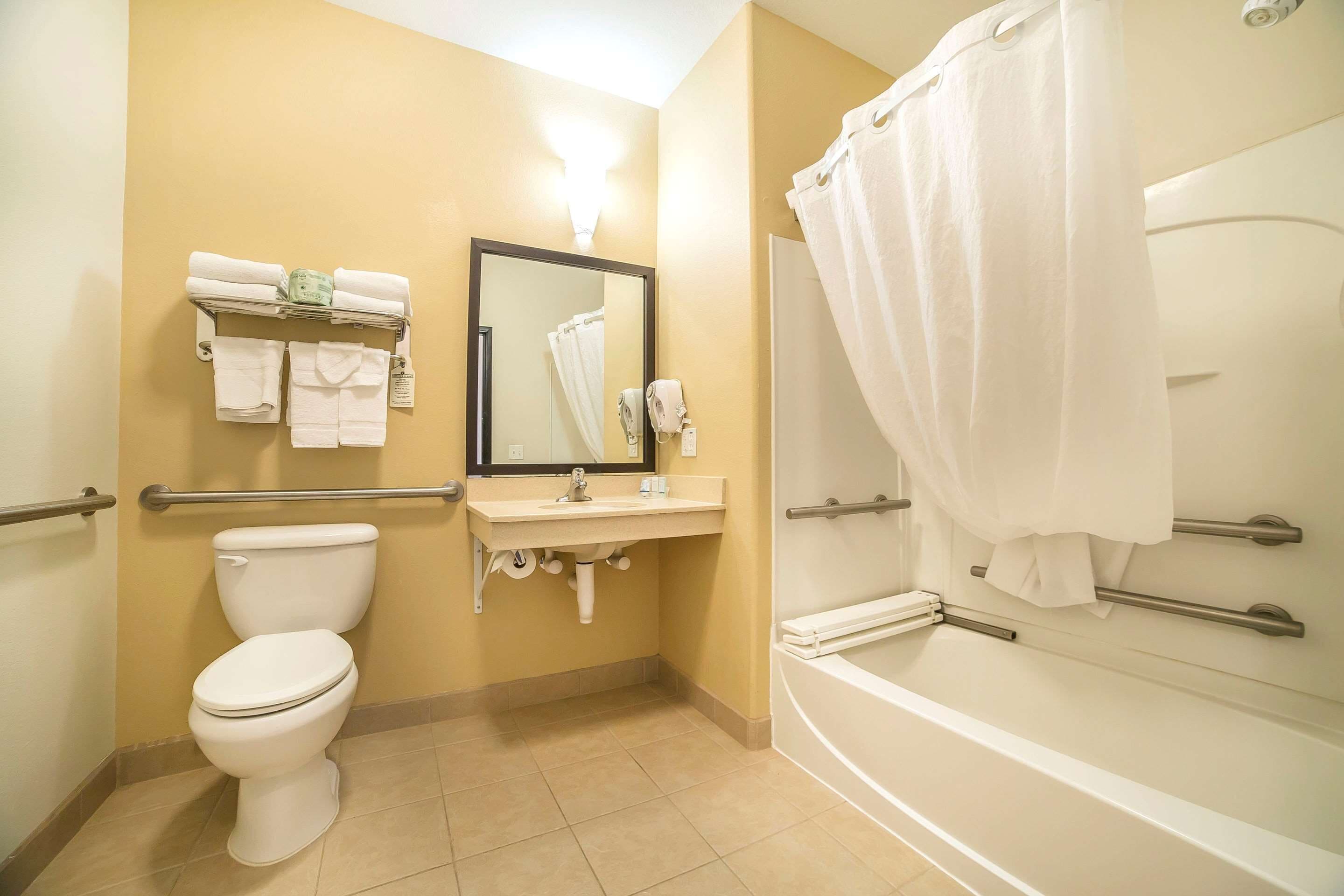 desk, iron/ironing board, free cots/infant beds, rollaway beds