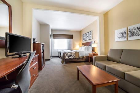 1 bedroom, desk, iron/ironing board, free cribs/infant beds