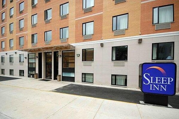 Exterior - Sleep Inn Brooklyn (Brooklyn)