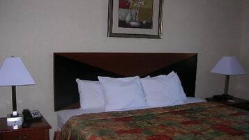Desk, iron/ironing board, free WiFi