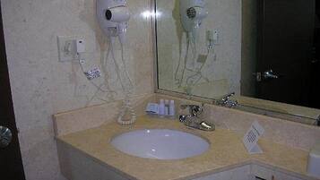 Hair dryer