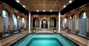 Salas de tratamiento para parejas y tratamientos corporales 