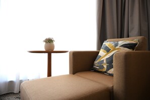 Minibar, coffres-forts dans les chambres, bureau, chambres insonorisées