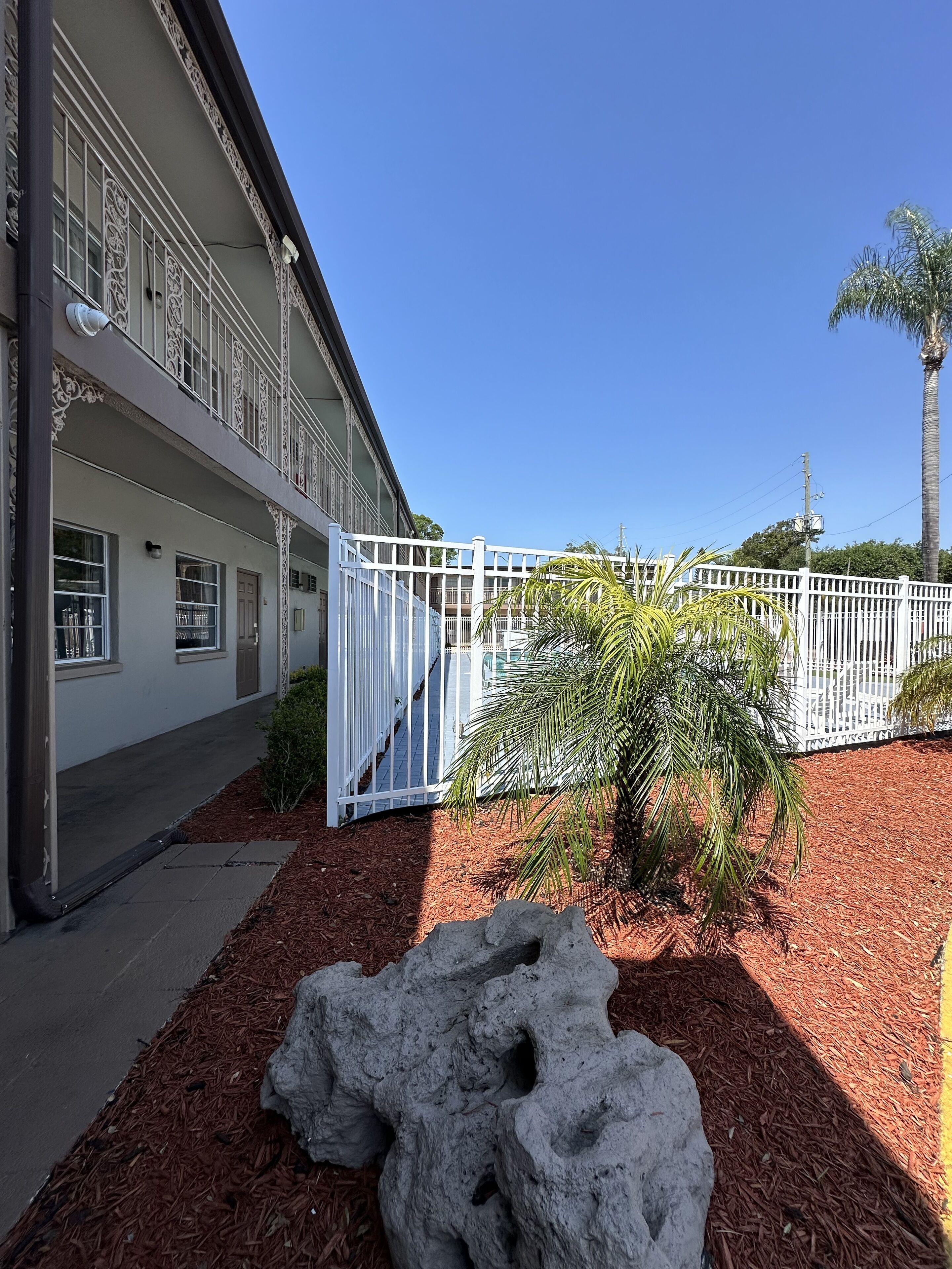 Photo - Budget Inn - St. Petersburg