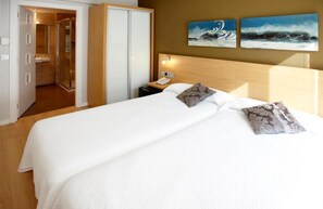 Bureau, Wi-Fi gratuit, draps fournis