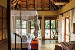 Luxury-Zweibettzimmer, 2 Einzelbetten | 1 Schlafzimmer, Minibar, Zustellbetten, Bettwäsche