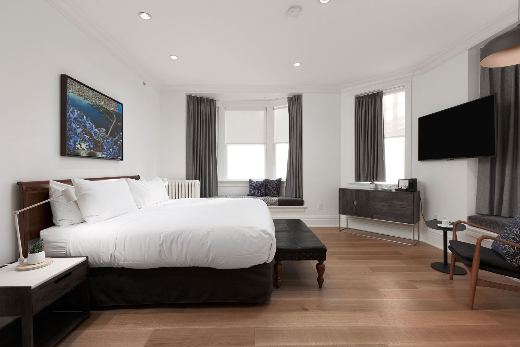 Premium bedding, down comforters, pillowtop beds, in-room safe