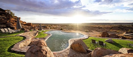 Outdoor pool, pool loungers