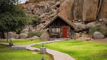 Family Room | Exterior