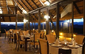 Breakfast, lunch, dinner served; local and international cuisine - GocheGanas Nature Reserve & Wellness Spa (GocheGanas)