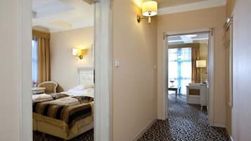 Studio Suite (building A, no AC)