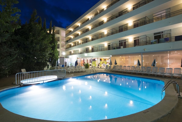 Alberca al aire libre