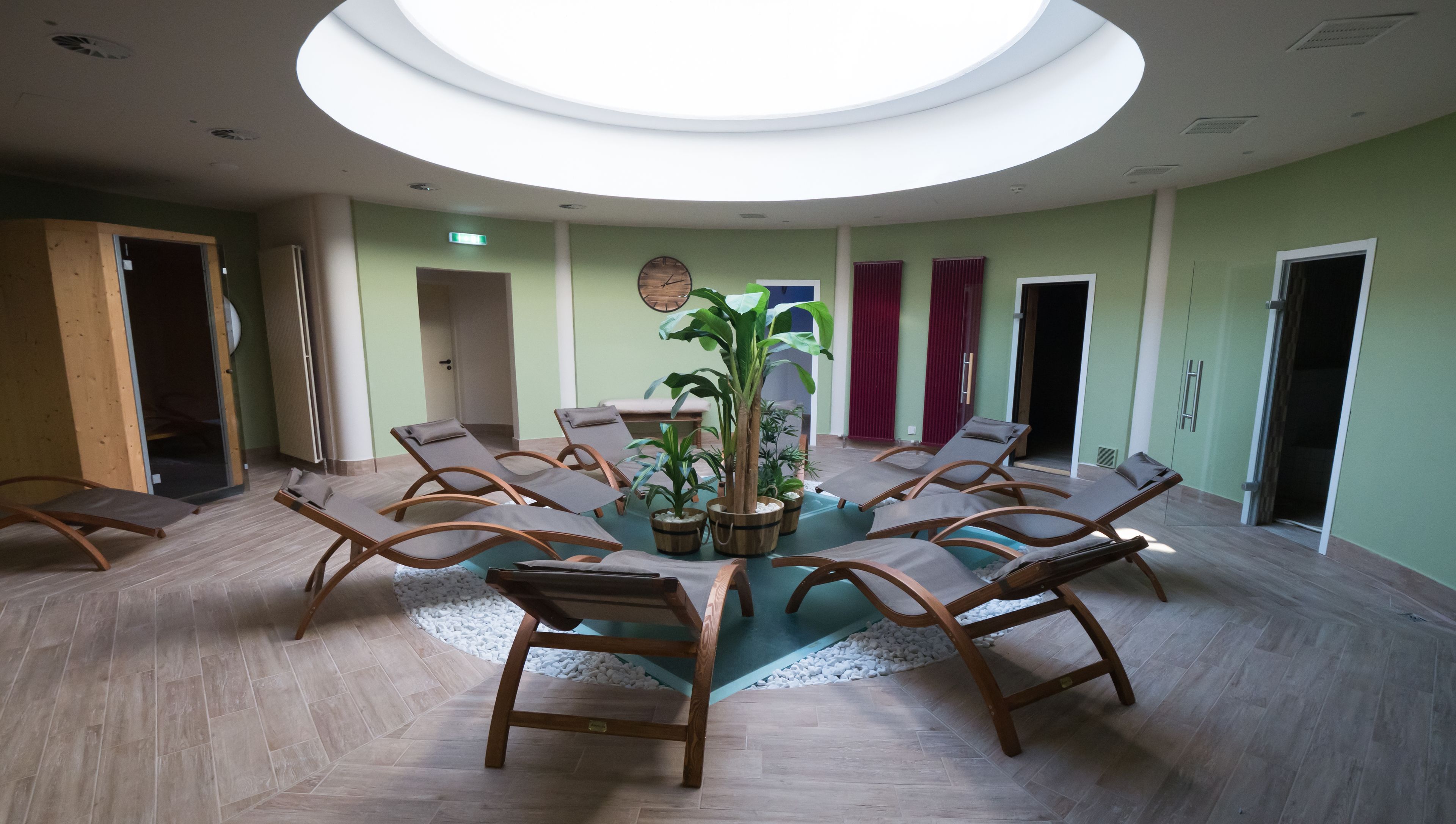 couples treatment room(s), sauna, hot tub, steam room