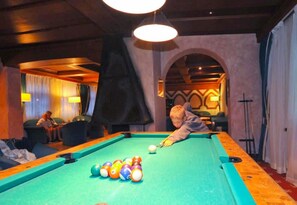 Billiards - Schlosshotel Rosenegg (Fieberbrunn)