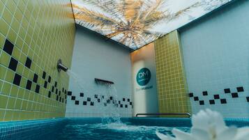 Couples treatment room(s), Turkish bath/hammam, body treatments