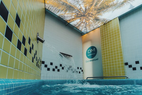 Couples treatment room(s), Turkish bath/hammam, body treatments